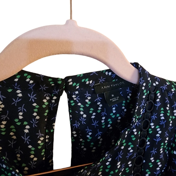 Dark Blue Ann Taylor floral butterfly sleeve blouse with Lace Insertions - Picture 3 of 4